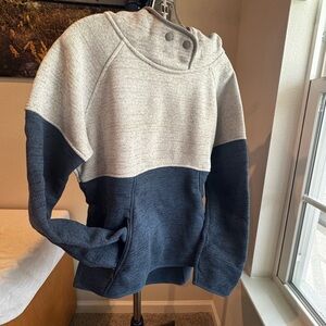 Prana Two-Tone Gray and Blue Women’s pull-Over Sweater